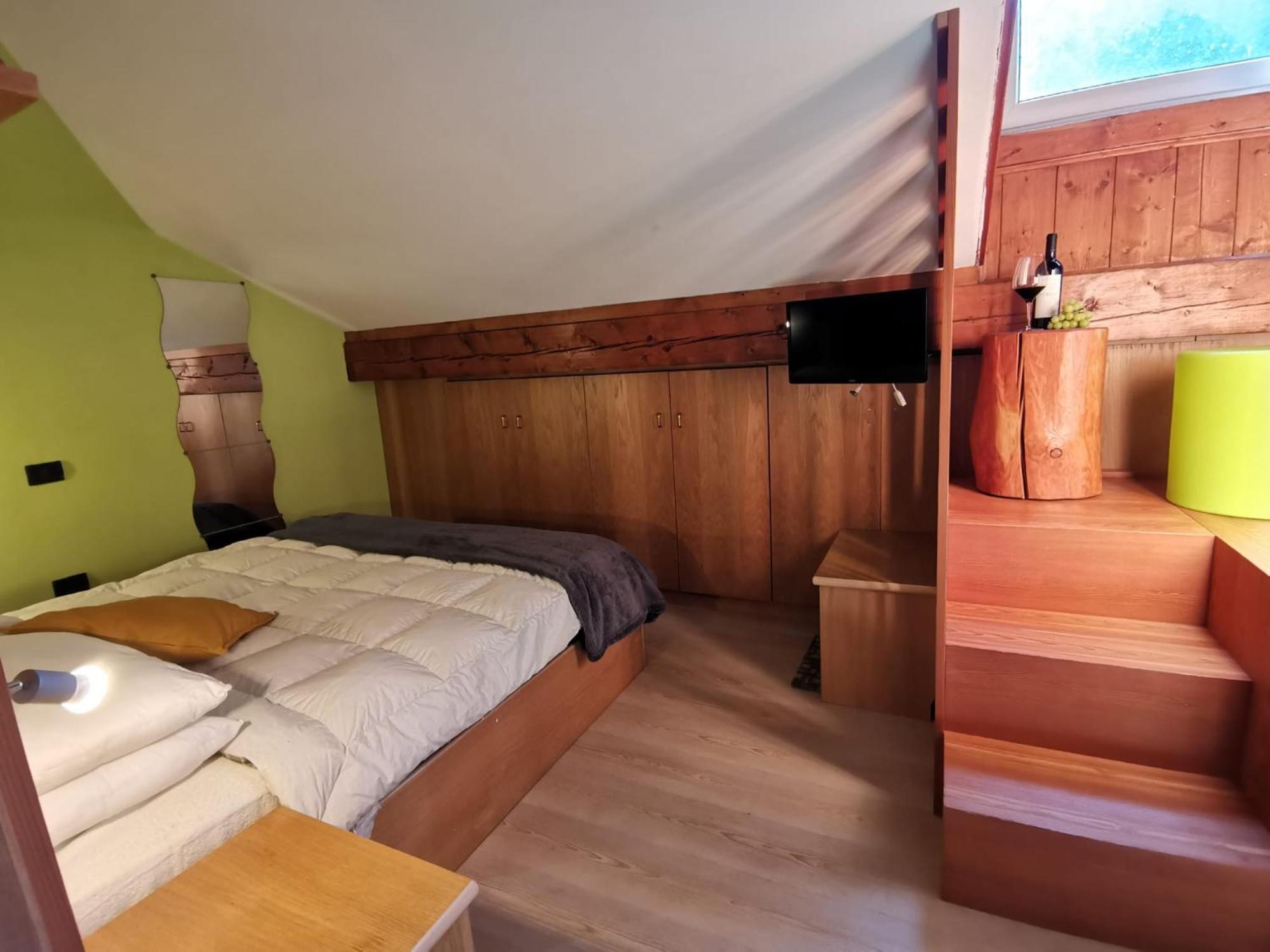Alpencolor Hotel Tonale ปัสโซเดลโตนาเล ภายนอก รูปภาพ