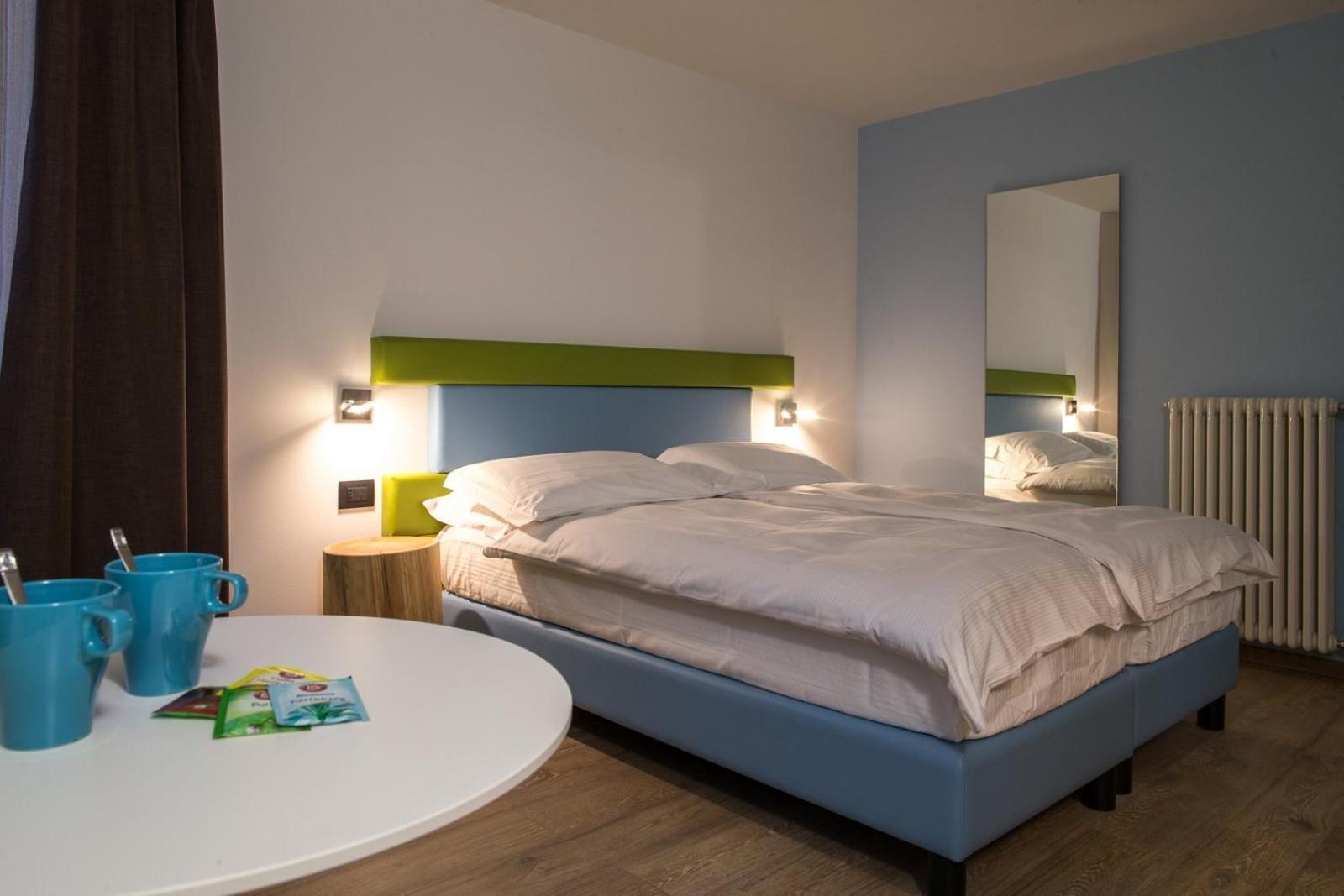 Alpencolor Hotel Tonale ปัสโซเดลโตนาเล ภายนอก รูปภาพ